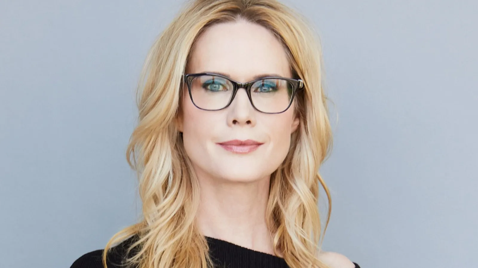 Stephanie March Law & Order: SVU serialining 28-mavsumida qaytadi