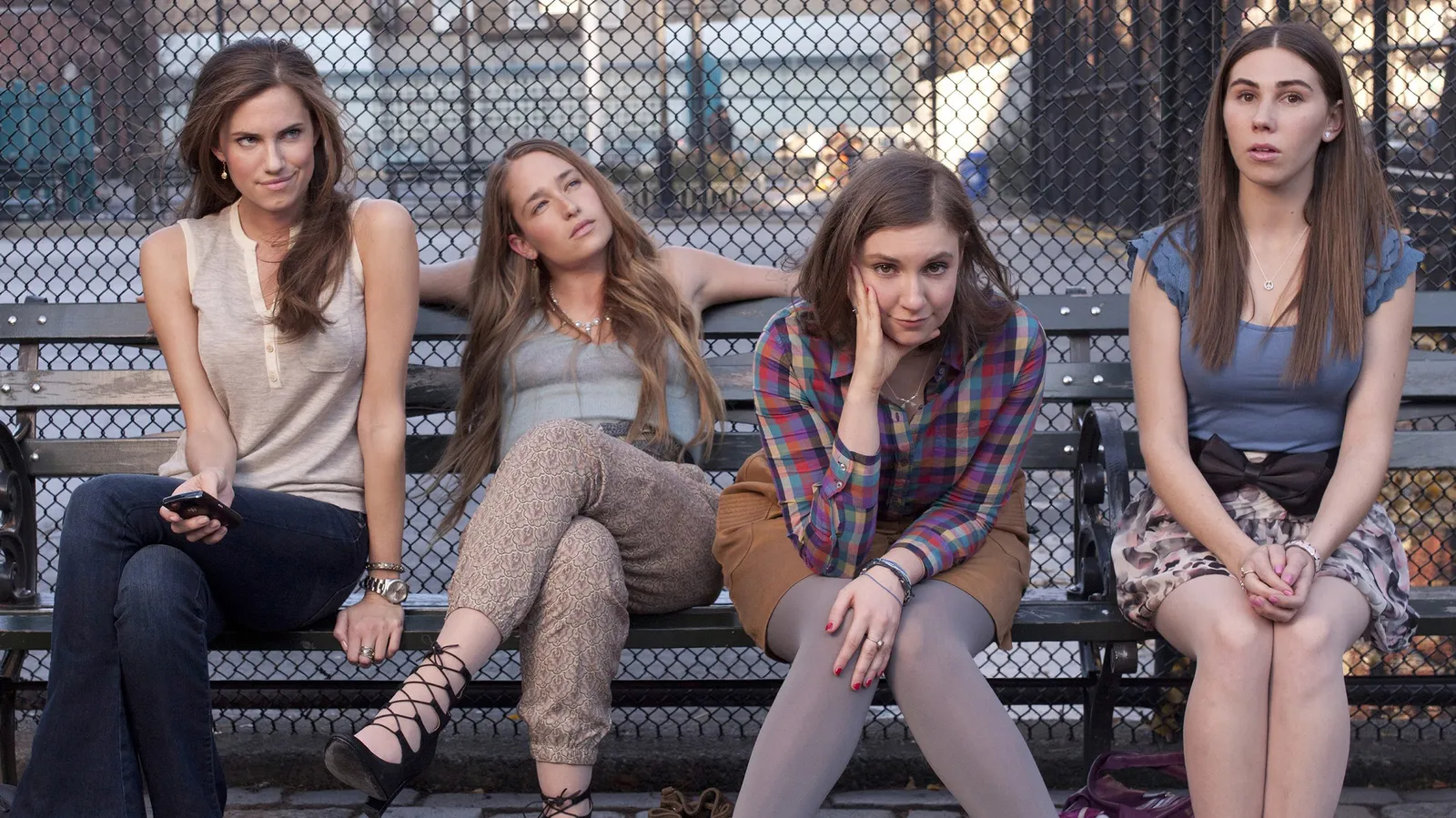 HBO Girls serialining besh qismli maxsus davomiga buyurtma berdi