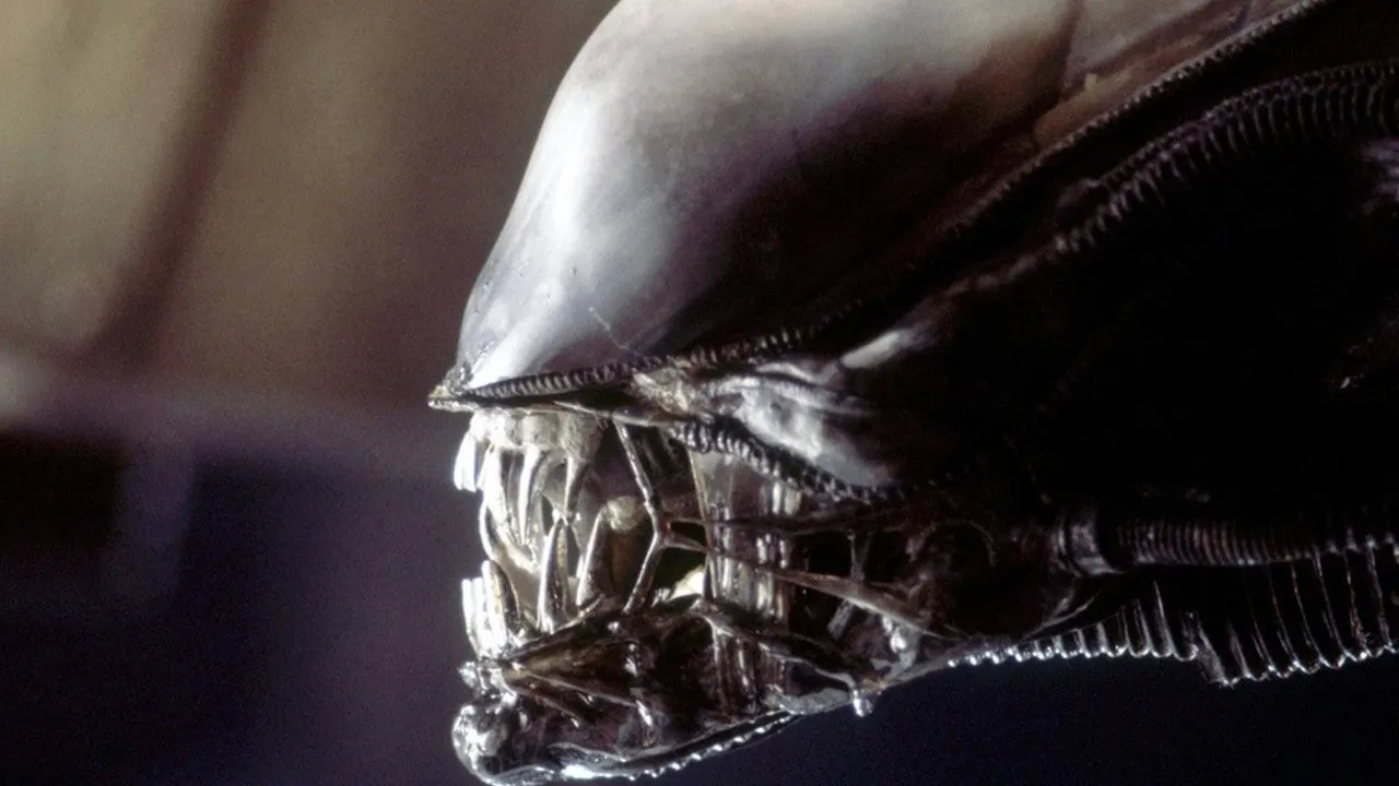 Aaron Guzikowski ssenariysi asosida yangi “Alien” filmi ishlab chiqilmoqda