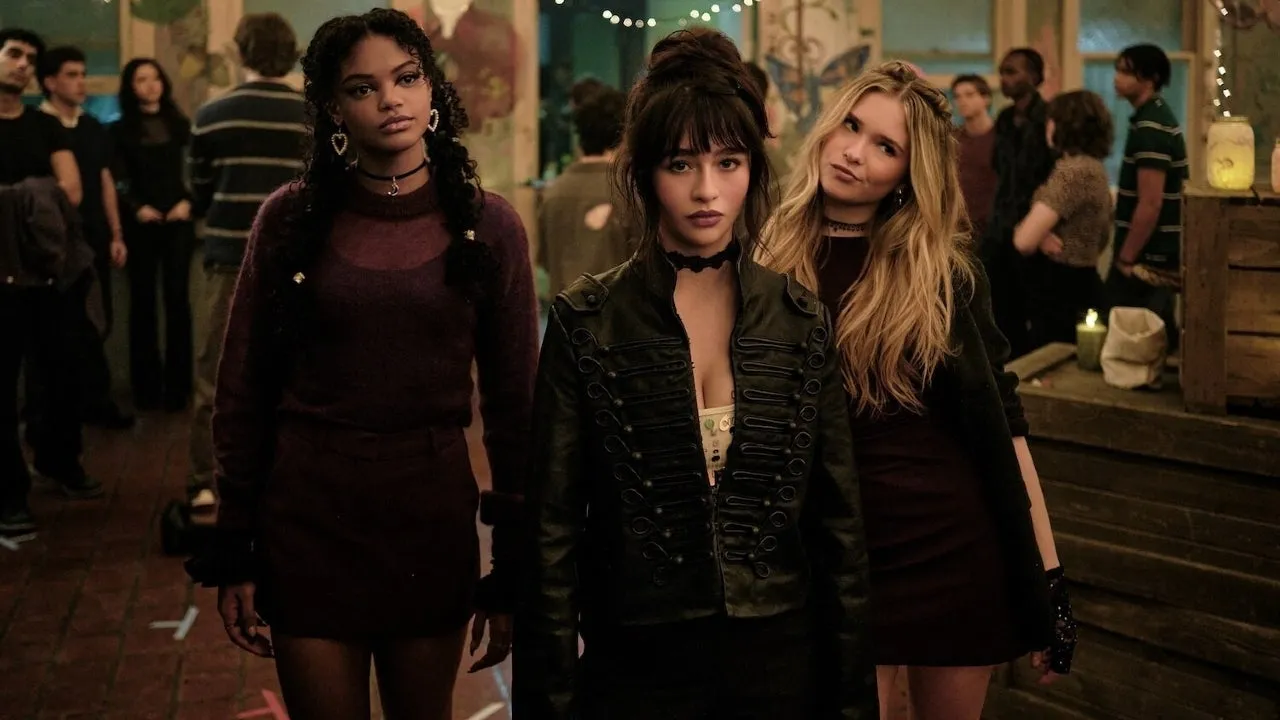 ‘Coven Academy’ Disney’da 2-mavsumga uzaytirildi